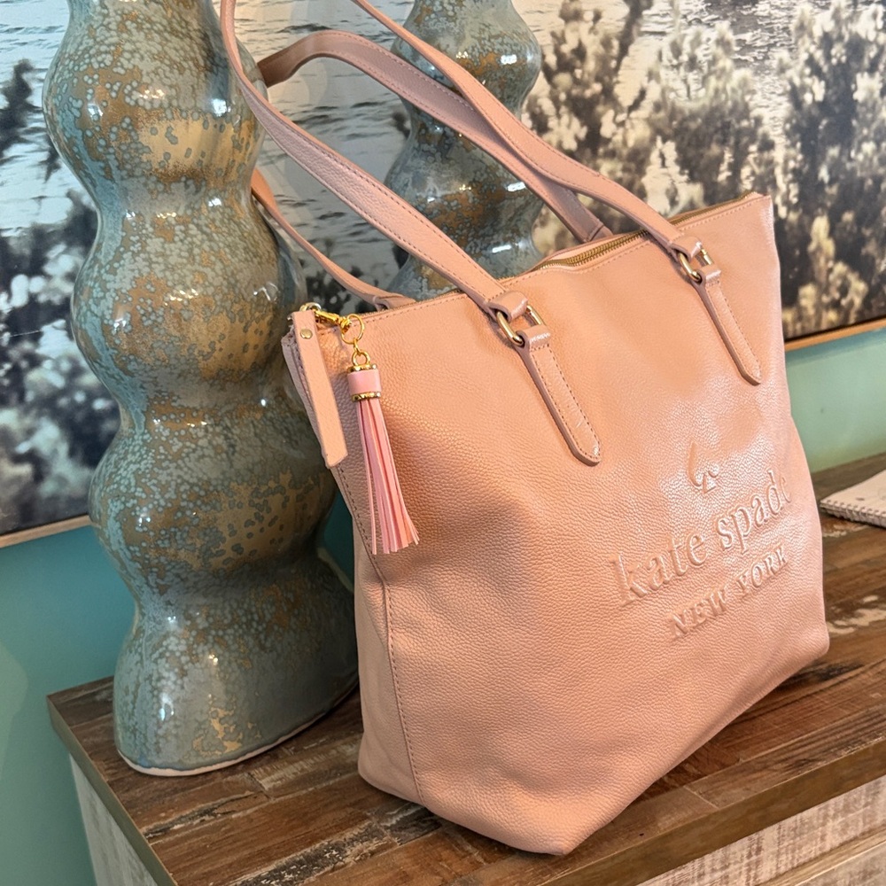 RARE kate spade leather Larchmont avenue logo penny tote, soft pink colour - Picture 4 of 9